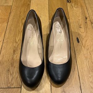 Barely worn Jessica Simpson wedges